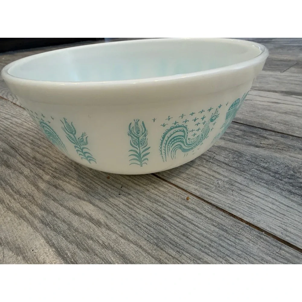 Pyrex Mixing Bowl Butterprint 2.5 Qt Turquoise 403 Amish Vintage Milk Glass #403